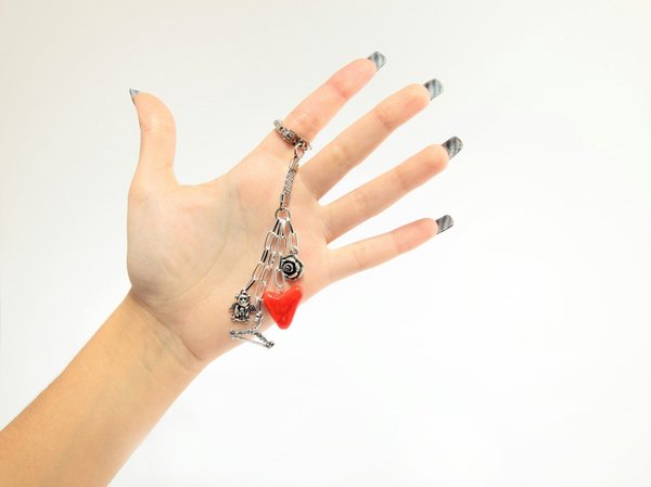 Offrir un bijou masculin : comment choisir avec style et élégance